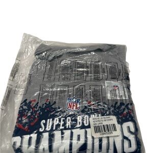 NFL Patriots Super Bowl Champs Tee - Gray and Blue